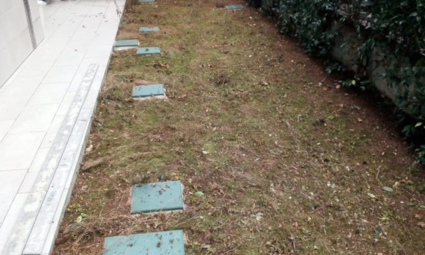 immagine giardino montebelluna con impianto di irrigazione bordure e prato a rotoli